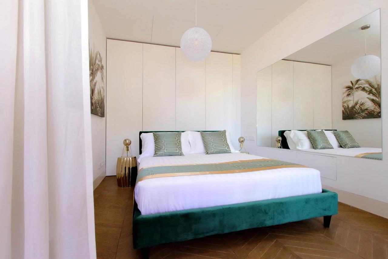 Luxury Domus Apartment 1 Рим Экстерьер фото